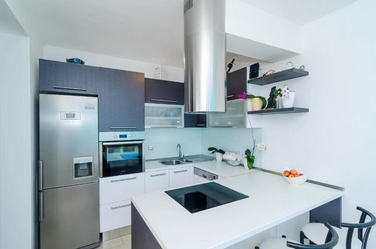 Apartments Villa Bella Vista Gornji Dingac Bagian luar foto