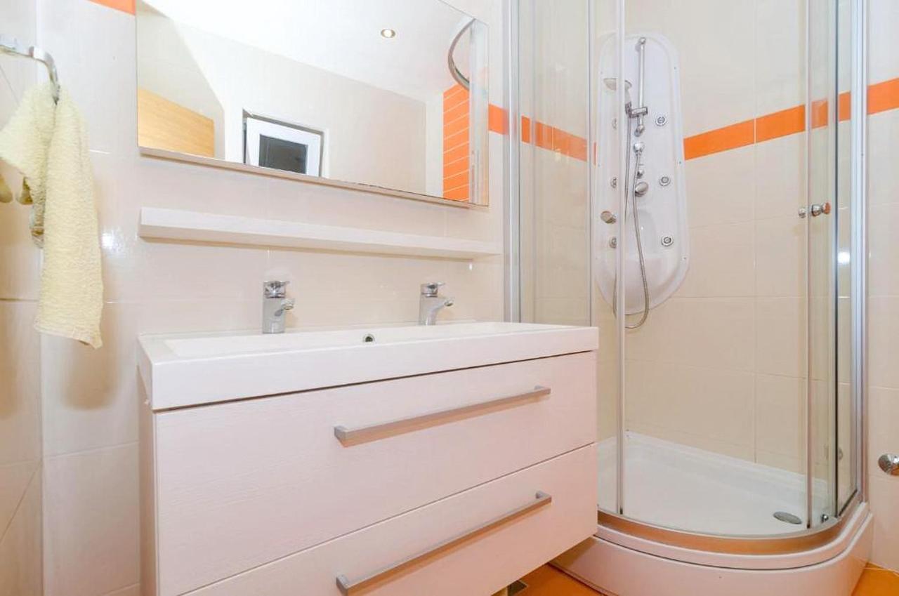 Apartments Villa Bella Vista Gornji Dingac Bagian luar foto