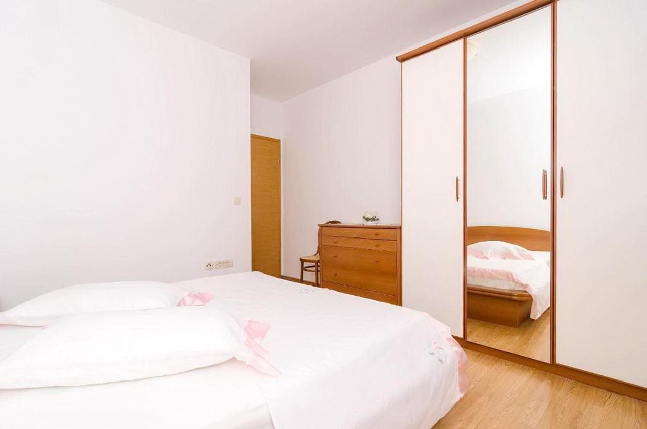 Apartments Villa Bella Vista Gornji Dingac Bagian luar foto